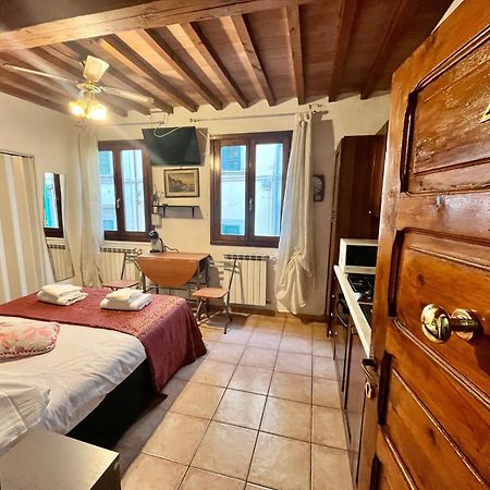 Mini Studio Very Central Close To The Train Station Firenze Kültér fotó