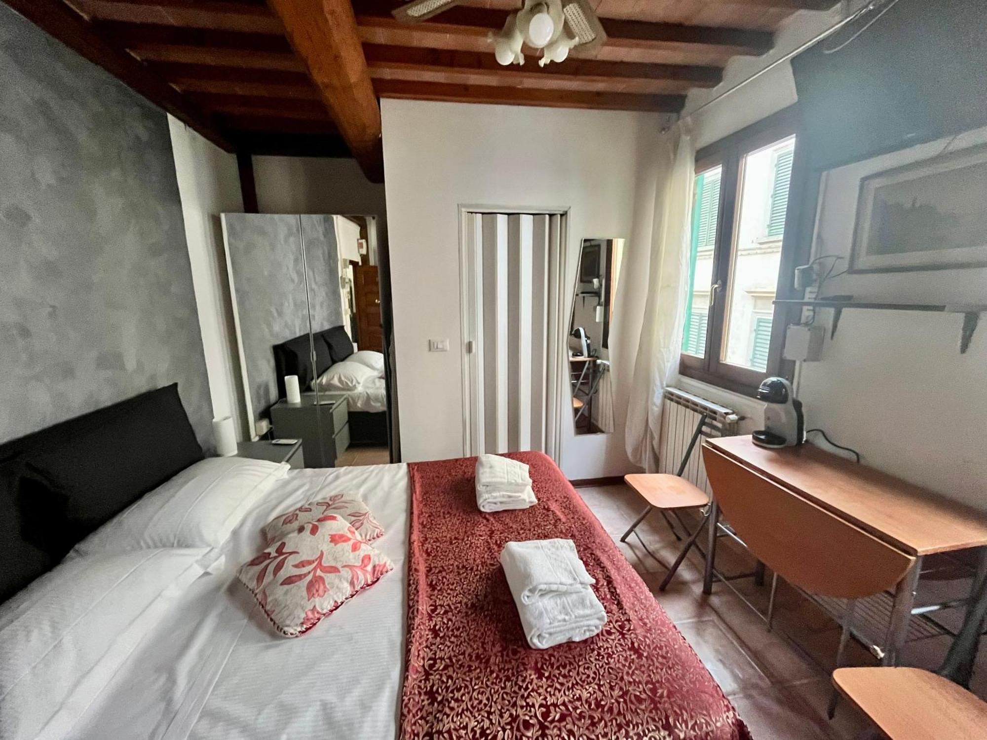 Mini Studio Very Central Close To The Train Station Firenze Kültér fotó