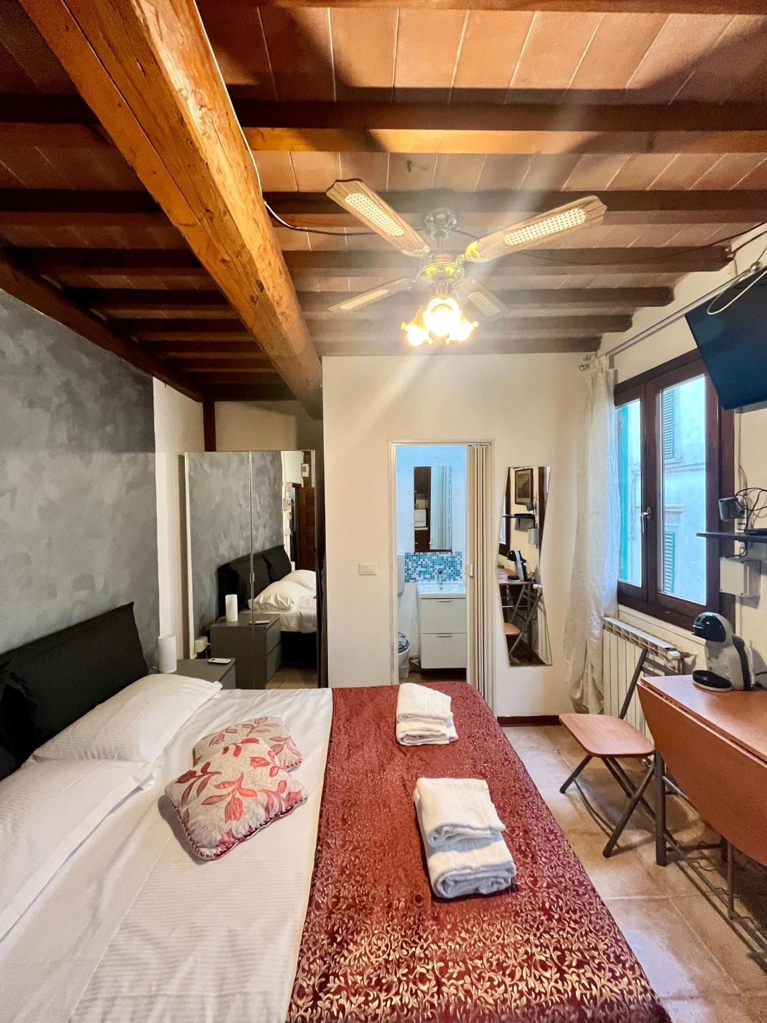 Mini Studio Very Central Close To The Train Station Firenze Kültér fotó